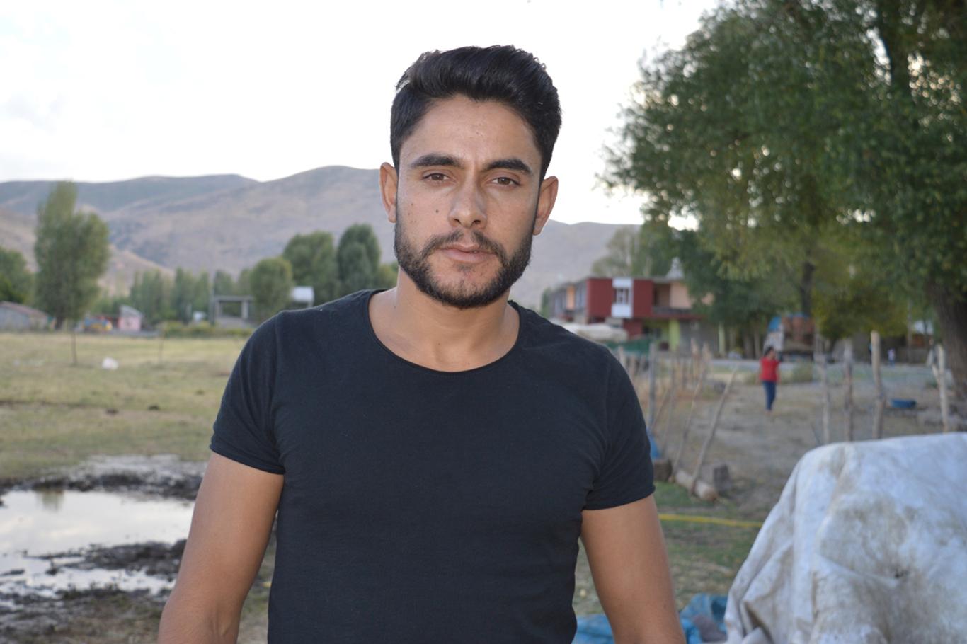 "Şarbon" nedeniyle hayvanları telef olan belde halkı yardım bekliyor "Şarbon" nedeniyle hayvanları telef olan belde halkı yardım bekliyor